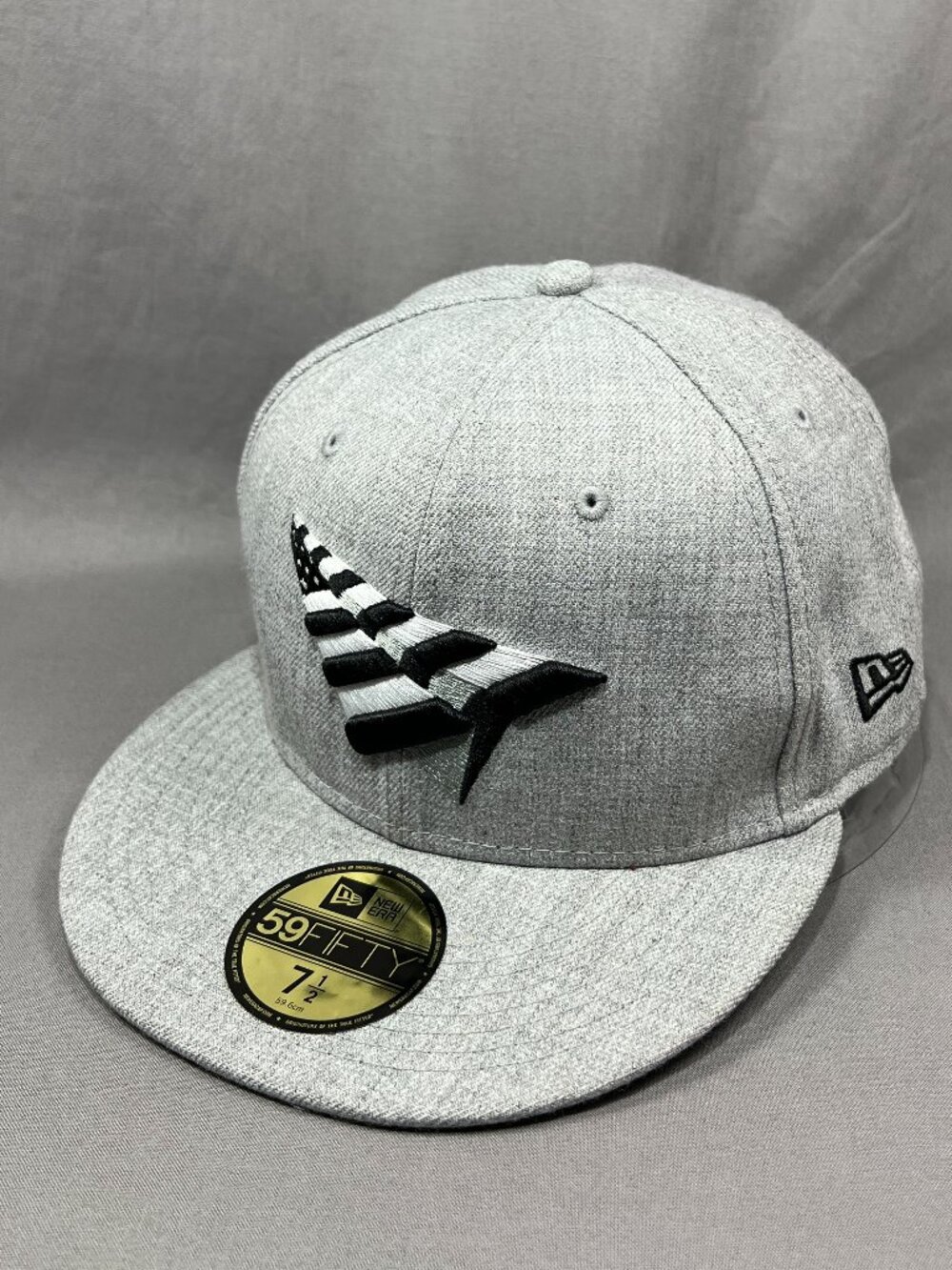 Paper Planes Streetwear New Era 5950 Fitted 7 1/2 Hat Gray Jay Z Roc Nation Mens